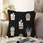 - Sonil-K-8853-Gorsel1 - Realhomes Siyah Zemin Üzerinde Kaktüs Desenli Dijital Baskılı Modern Raşel Kadife Yastık Kırlent Kılıfı Realhomes