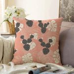 - Sonil-K-8859-Gorsel1 - Realhomes  Renkli Zemin Üzerinde Yaprak Desenli Dijital Baskılı Modern Raşel Kadife Yastık Kırlent Kılıfı Realhomes