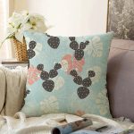 Renkli Zemin Üzerinde Yaprak Desenli Dijital Baskılı Modern Raşel Kadife Yastık Kırlent Kılıfı Realhomes