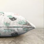 - Sonil-K-8864-Gorsel3 - Realhomes  Beyaz Zemin Üzerinde Kaktüs Desenli Dijital Baskılı Modern Raşel Kadife Yastık Kırlent Kılıfı Realhomes