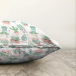 - Sonil-K-8869-Gorsel3 - Realhomes  Beyaz Zeminli Renkli Kaktüs Desenli Dijital Baskılı Modern Raşel Kadife Yastık Kırlent Kılıfı Realhomes