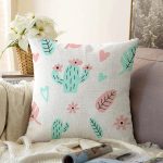 - Sonil-K-8870-Gorsel1 - Realhomes Beyaz Zeminli Renkli Yaprak Desenli Dijital Baskılı Modern Raşel Kadife Yastık Kırlent Kılıfı Realhomes