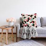 - Sonil-K-8910-Gorsel2 - Realhomes  Renkli Geometrik Desenli Mermer Motifli Dijital Baskılı Modern Raşel Kadife Kırlent Kılıfı Realhomes