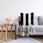 - Sonil-K-8914-Gorsel2 - Realhomes  Mermer Zeminli Siyah Çizgili Dijital Baskılı Modern Raşel Kadife Yastık Kırlent Kılıfı Realhomes