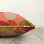 - Sonil-K-8946-Gorsel3 - Realhomes Realhomes Özel Tasarım Dijital Baskılı Modern Raşel Kadife Yastık Kırlent Kılıfı Realhomes