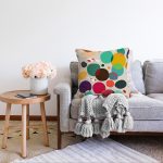 - Sonil-K-8953-Gorsel2 - Realhomes Realhomes Özel Tasarım Dijital Baskılı Modern Raşel Kadife Yastık Kırlent Kılıfı Realhomes