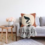 - Sonil-K-8968-Gorsel2 - Realhomes Realhomes Özel Tasarım Dijital Baskılı Modern Raşel Kadife Yastık Kırlent Kılıfı Realhomes