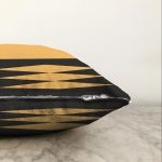 - Sonil-K-8970-Gorsel3 - Realhomes Realhomes Özel Tasarım Dijital Baskılı Modern Raşel Kadife Yastık Kırlent Kılıfı Realhomes