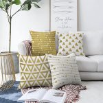 4'lü Çift Taraflı Renkli Zemin Üzerinde Gold Detaylı Geometrik Desenli Modern Şönil Yastık Kırlent Kılıf Seti Realhomes