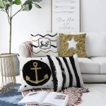 4'lü Çift Taraflı Beyaz Zemin Üzerinde Gold Detaylı  Modern Şönil Yastık Kırlent Kılıf Seti Realhomes