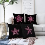 - Sonil-K4luset460-Gorsel1 - Realhomes 4'lü Çift Taraflı Siyah Zemin Üzerinde Renkli Kartanesi Desenli Modern Şönil Yastık Kırlent Kılıf Seti Realhomes
