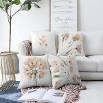 4'lü Çift Taraflı Beyaz Zemin Üzerinde Çiçek Desenli Modern Şönil Yastık Kırlent Kılıf Seti Realhomes