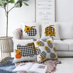 - Sonil-K4luset602-Gorsel1 - Realhomes Çift Taraflı 4'lü Siyah Beyaz Ekoseli Kabak Motifli Özel Tasarım Kombin Şönil Yastık Kırlent Kılıfı Realhomes