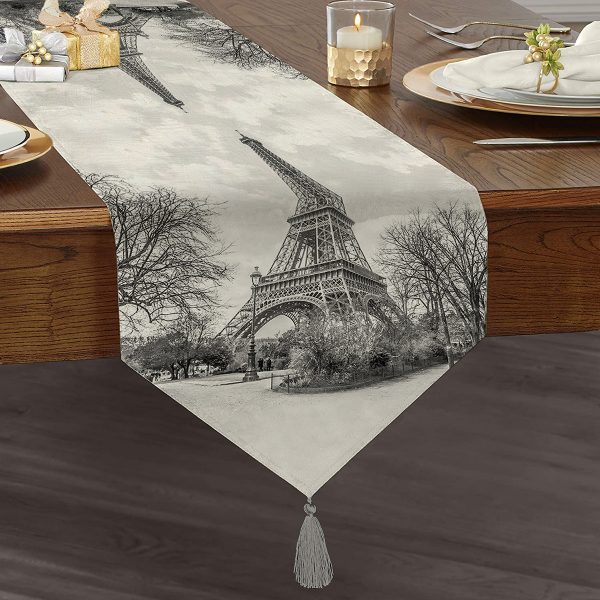 - UcgenRunner-101-Gorsel1 - Realhomes  Pastel Zemin Geometrik Desenli Gold Detaylı Dijital Baskılı Modern Raşel Kadife Kırlent Kılıfı Realhomes