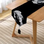 - UcgenRunner-16-Gorsel2 - Realhomes Realhomes Özel Tasarım Dijital Baskılı Modern Püsküllü Şönil Üçgen Runner Realhomes