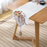 - UcgenRunner-181-Gorsel2 - Realhomes  Bisiklet Desenli Dijital Baskılı Dekoratif Püsküllü Şönil Üçgen Runner Realhomes