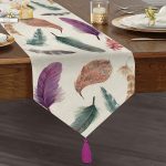 - UcgenRunner-198-Gorsel1 - Realhomes  Kuş Tüyü Resimli Dijital Baskılı Dekoratif Püsküllü Şönil Üçgen Runner Realhomes