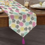 - UcgenRunner-2013-Gorsel1 - Realhomes  Renkli Ananas Desenli Dijital Baskılı Püsküllü Şönil Üçgen Runner Realhomes