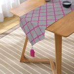 - UcgenRunner-2015-Gorsel2 - Realhomes  Gri Zemin Ogea Desenli Modern Dijital Püsküllü Şönil Üçgen Runner Realhomes