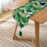 - UcgenRunner-2037-Gorsel2 - Realhomes RealHomes Yaprak Motifli Dijital Baskılı Özel Tasarım Püsküllü Şönil Üçgen Runner Realhomes