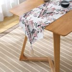 - UcgenRunner-2061-Gorsel2 - Realhomes  Realhomes Geometrik Desenli Çiçekli Dijital Baskılı Özel Tasarım Püsküllü Şönil Üçgen Runner Realhomes