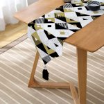 - UcgenRunner-2064-Gorsel2 - Realhomes  Bej Siyah Geometrik Desenli Dijital Baskılı Püsküllü Şönil Üçgen Runner Realhomes