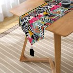 Renkli Boyama Desenli Dijital Baskılı Modern Püsküllü Şönil Üçgen Runner Realhomes