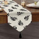 Siyah Beyaz Yaprak Desenli Dekoratif Püsküllü Şönil Üçgen Runner Realhomes