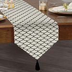 - UcgenRunner-2164-Gorsel1 - Realhomes  Siyah Geometrik Desenli Dijital Baskılı Modern Püsküllü Şönil Üçgen Runner Realhomes