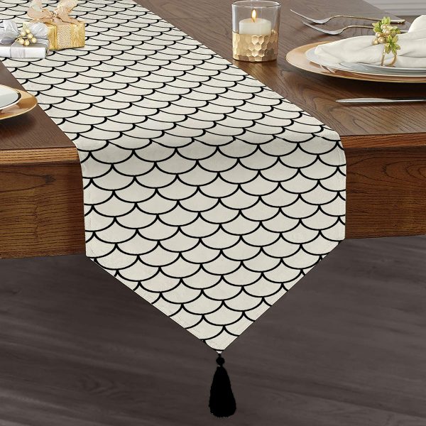 - UcgenRunner-2164-Gorsel1 - Realhomes  Renkli Geometrik Resimli Dijital Baskılı Modern Püsküllü Şönil Üçgen Runner Realhomes