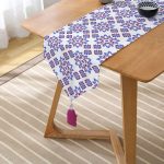 - UcgenRunner-2206-Gorsel2 - Realhomes  Özel Tasarım Çiçek Motifli Dijital Baskılı Modern Püsküllü Şönil Üçgen Runner Realhomes