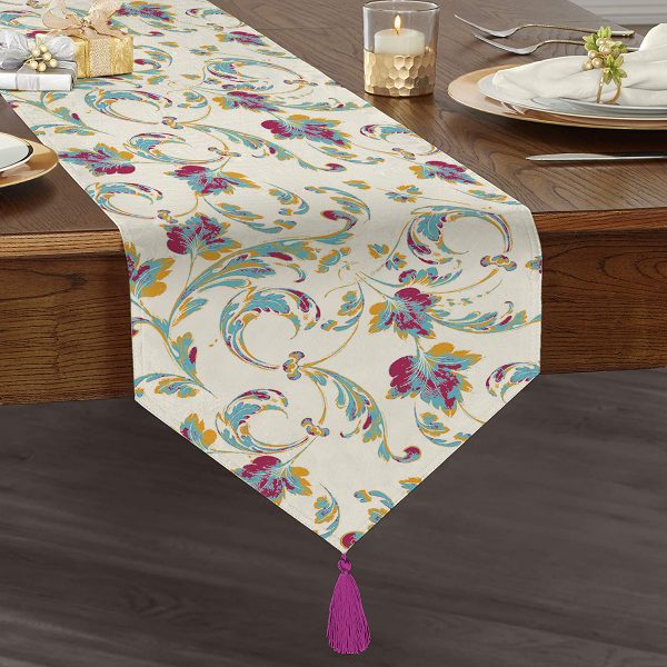 - UcgenRunner-2211-Gorsel1 - Realhomes  Özel Tasarım Çiçek Resimli Dijital Bakılı Modern Püsküllü Şönil Üçgen Runner Realhomes