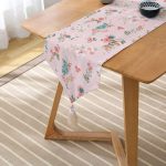 - UcgenRunner-2222-Gorsel2 - Realhomes Pembe Zeminli Çiçek Desenli Modern Püsküllü Şönil Üçgen Runner Realhomes