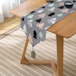 - UcgenRunner-2223-Gorsel2 - Realhomes  Gri Zeminli Ağaç Temalı Dijital Baskılı Dekoratif Püsküllü Şönil Üçgen Runner Realhomes