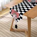 - UcgenRunner-2229-Gorsel2 - Realhomes  Damalı Fashion Girl Dijital Baskılı Modern Püsküllü Şönil Üçgen Runner Realhomes