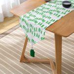 - UcgenRunner-2239-Gorsel2 - Realhomes  Modern Ağaç Temalı Dijital Baskılı Dekoratif Püsküllü Şönil Üçgen Runner Realhomes