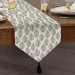 Özel Tasarım Yaprak Desenli Dijital Baskılı Püsküllü Şönil Üçgen Runner Realhomes