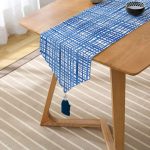 - UcgenRunner-2287-Gorsel2 - Realhomes  Mavi Çizgiler Desenli Dijital Baskılı Dekoratif Püsküllü Şönil Üçgen Runner Realhomes