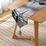 Eyfel Kulesi Dijital Baskılı Dekoratif Püsküllü Şönil Üçgen Runner Realhomes