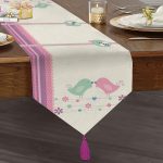 - UcgenRunner-2336-Gorsel1 - Realhomes  Pembe Mavi Kuşlar Dijital Baskılı Püsküllü Şönil Üçgen Runner Realhomes