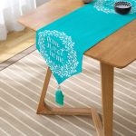 - UcgenRunner-235-Gorsel2 - Realhomes  Home Sweet Home Dijital Baskılı Dekoratif Püsküllü Şönil Üçgen Runner Realhomes