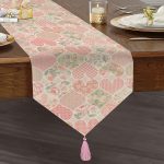 - UcgenRunner-2354-Gorsel1 - Realhomes  Kalpli Ogea Desenli Dekoratif Püsküllü Şönil Üçgen Runner Realhomes