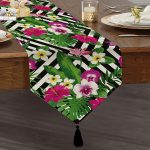 Kara Zigzag Desenli Ogea Motifli Dekoratif Püsküllü Şönil Üçgen Runner Realhomes