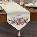 - UcgenRunner-2449-Gorsel1 - Realhomes Stay True Motifli Kavaniçe Desenli Dijital Baskılı Püsküllü Şönil Üçgen Runner Realhomes