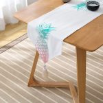 - UcgenRunner-2451-Gorsel2 - Realhomes Mavi Ananas Baskılı Dekoratif Püsküllü Şönil Üçgen Runner Realhomes