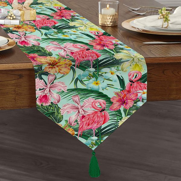 Mint Yeşili Kavaniçe Motifli Dekoratif Püsküllü Şönil Üçgen Runner Realhomes