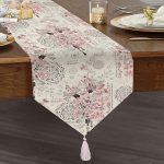 Pudra Renk İşleyen Çarklar Motifli Dekoratif Püsküllü Şönil Üçgen Runner Realhomes