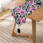 Geometrik Elmas Çizimli Dijital Baskılı Püsküllü Şönil Üçgen Runner Realhomes