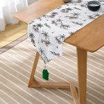 Beyaz Temalı Palmiye Adası Dijital Baskılı Püsküllü Şönil Üçgen Runner Realhomes