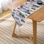 Palmiye Motifli Ada Desenli Dijital Baskılı Püsküllü Şönil Üçgen Runner Realhomes